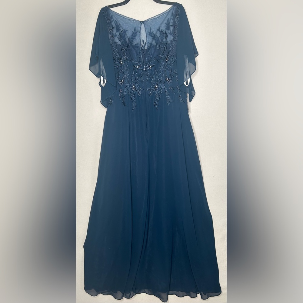 Azazie Fatiola Navy A-Line Boatneck sequins Chiffon bridesmaids dress size 14 - Picture 7 of 16